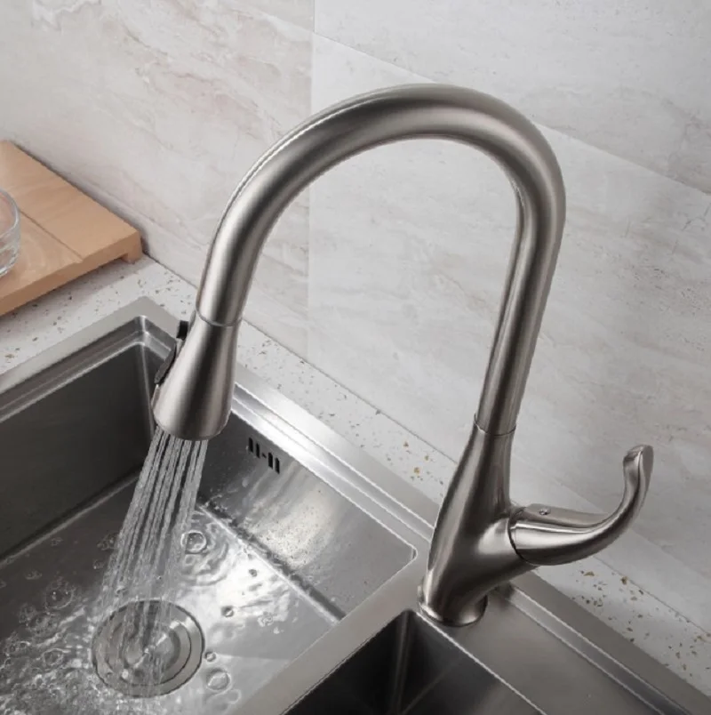 

Kitchen Faucets Silver Single Handle Pull Out Kitchen Tap Single Hole Handle Swivel 360 Degree Water Mixer Tap Mixer Tap
