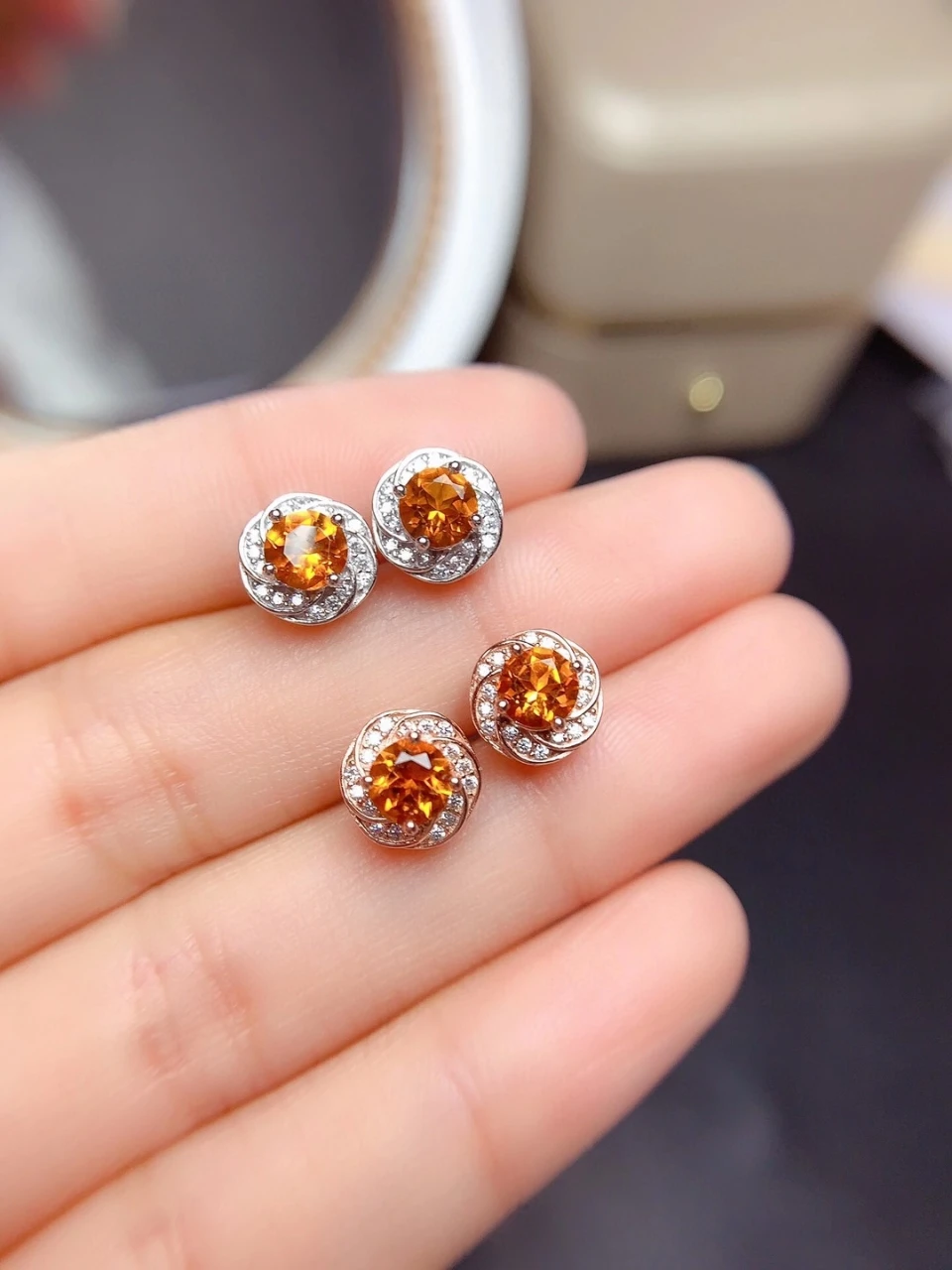 

2021 newest style natural citrine stud earrings for women jewelry real 925 silver gold plated round gem small and good earrings
