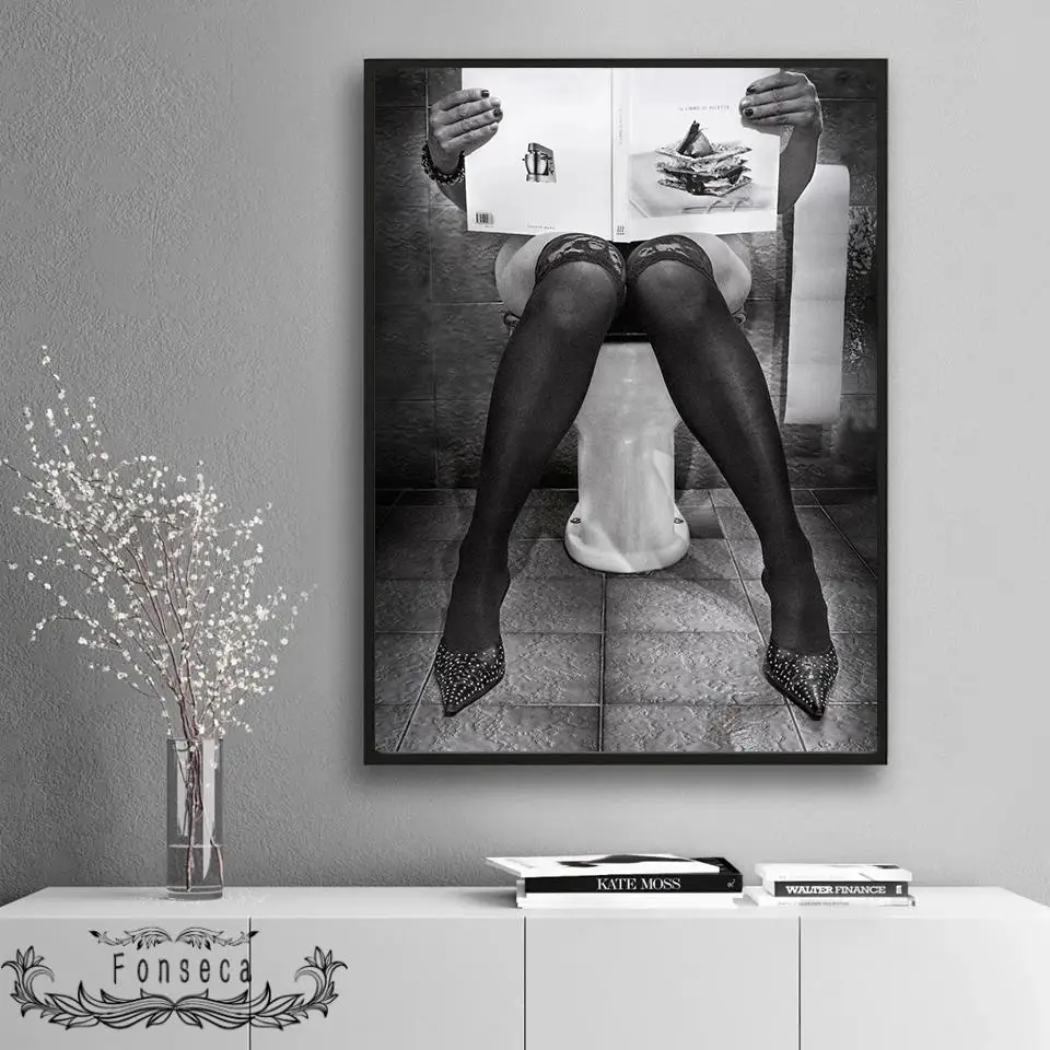 

Sexy Women Read The Newspaper On The Toilet Poster Black White Photography Canvas Painting Wall Art Pictures For Living Room