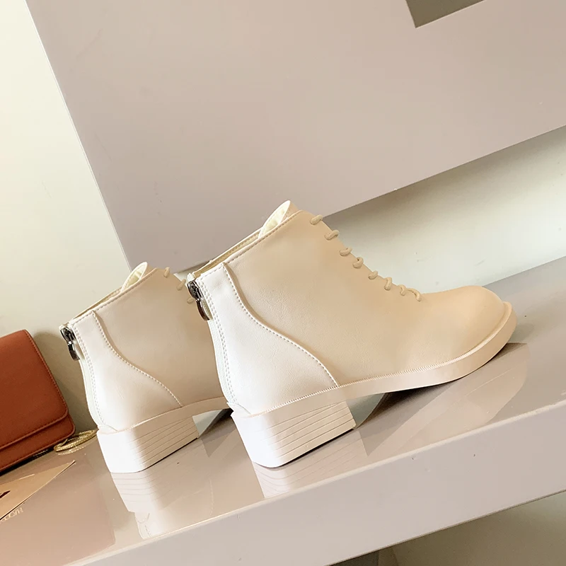 Женская обувь Прямая поставка Осенняя женские черные ботинки челси без шнуровки