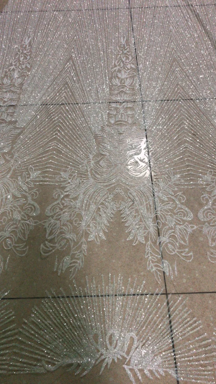 

Высококачественная современная дизайнерская французская сетчатая кружевная ткань с приклеенными африканскими цветами тюль кружевная тка...