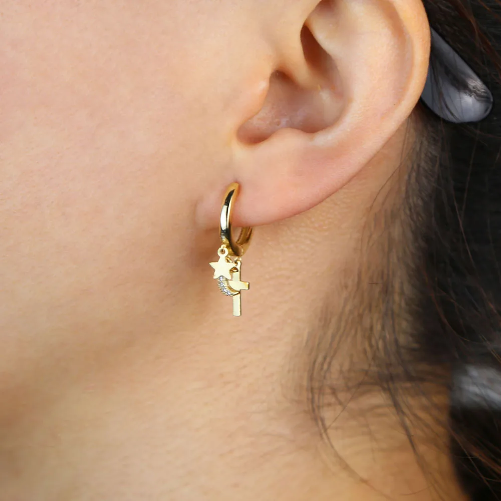 2021 Новая мода Простой дизайн 925 серебряный крест с изображением луны и звезд Cz