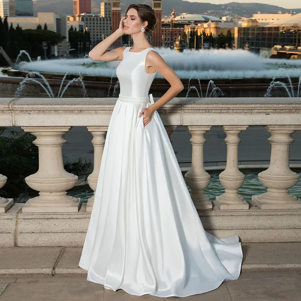 

Simple Sleeveless White Court Train Jersey Wedding Dresses With Button Sashes Pockets Floor-Length Square Collar Custom Made