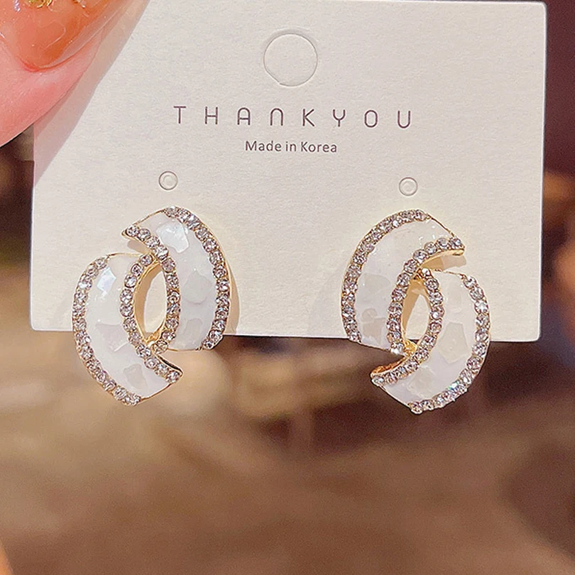 

New European And American Popular Simple Temperament French Eeardrop Retro Fashion Earring Dangler Accessories