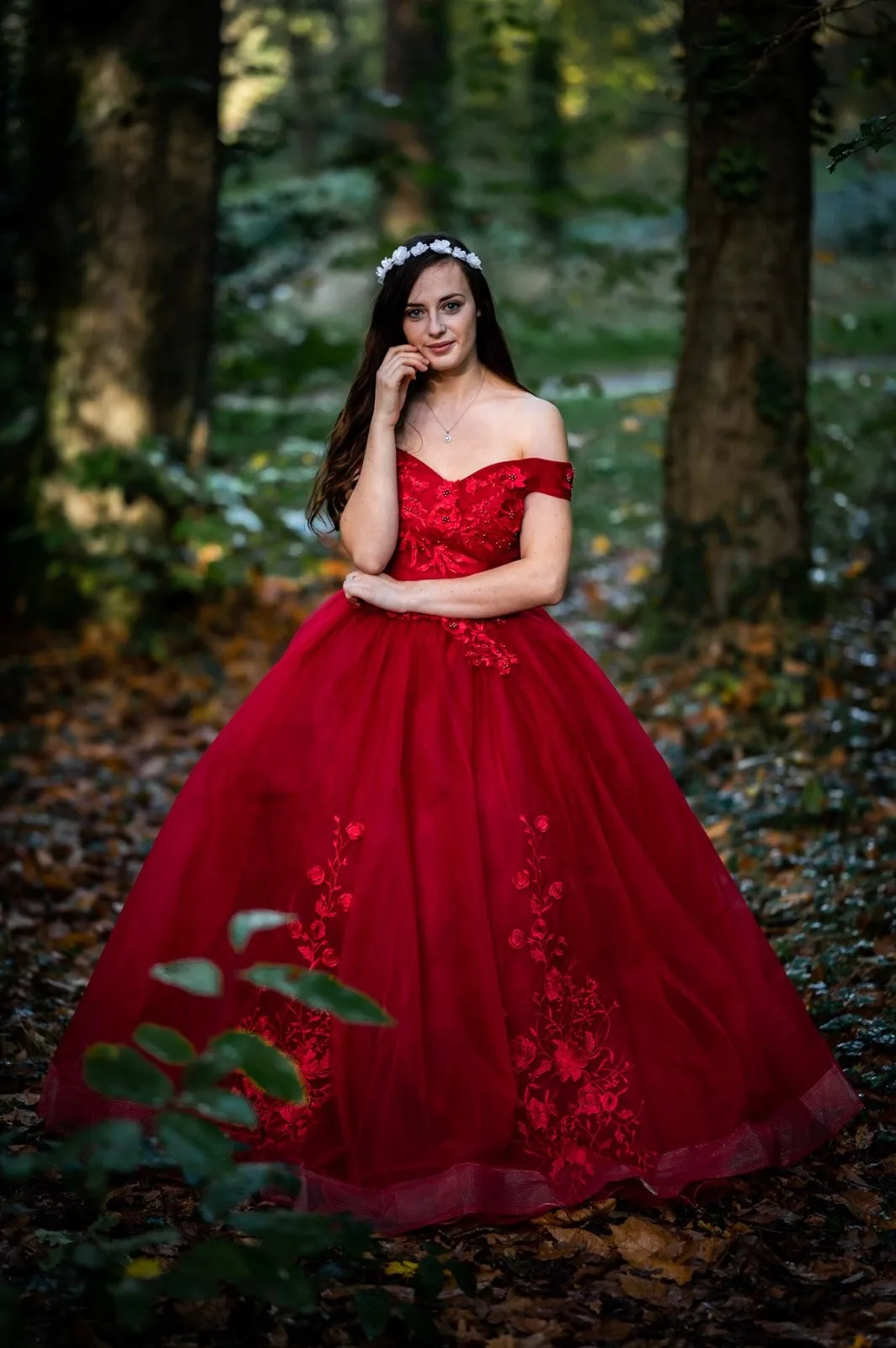 Бальное платье Gryffon Quinceanera кружевное с вышивкой и открытыми плечами для