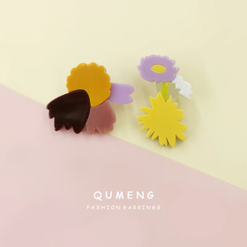 2020 Korean New Design Fairy Grass Irregular Colorful Contrast Petals Acrylic Flower Stud Earrings Feminine Charm Jewelry