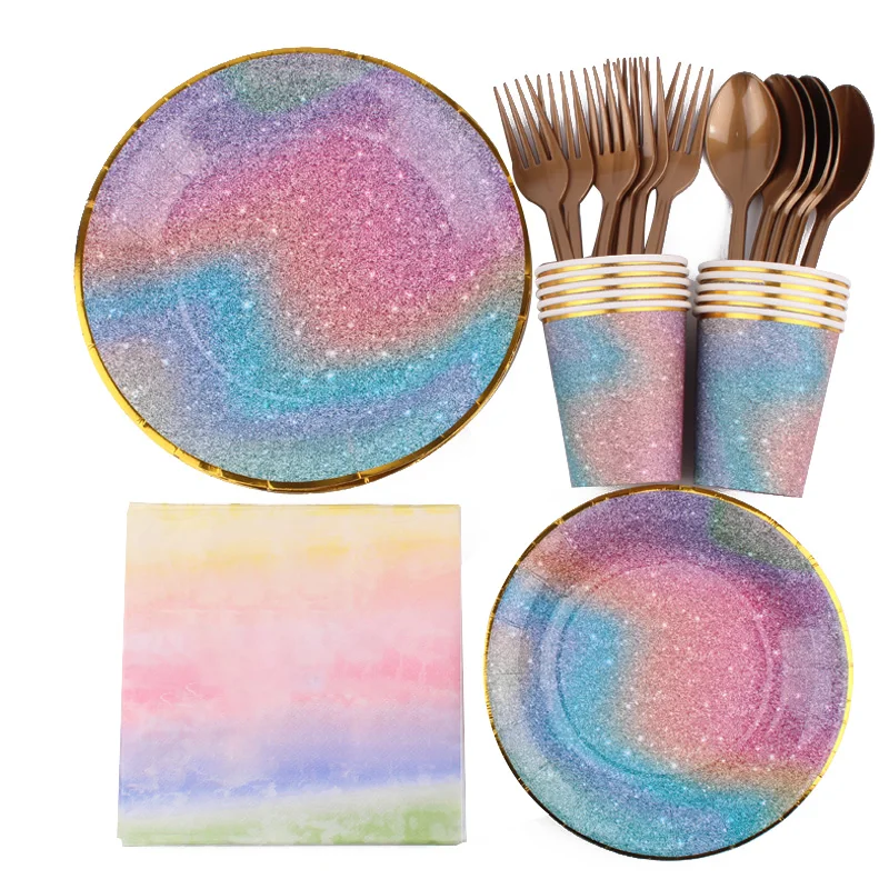 Одноразовые столовые приборы с изображением звездного неба фиолетового цвета |