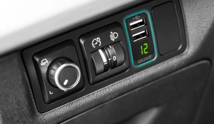 Для Geely Atlas, Boyue, NL3, SUV, Proton X70, Emgrand X7 Sports, 12 В автомобильный двойной USB Интерфейс адаптер Автомобильное зарядное устройство адаптер для мобильного телефона