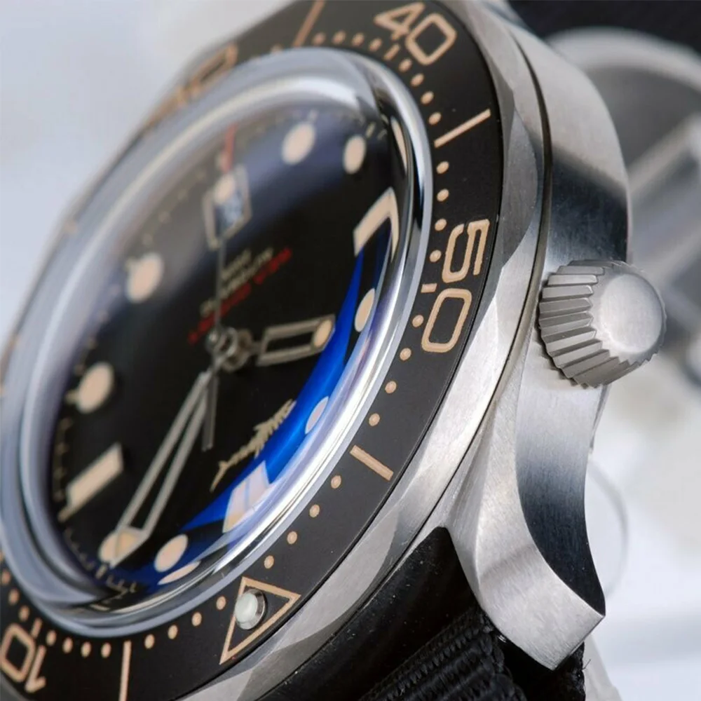 

Heimdallr Titanium 007 Sea Ghost NTTD Men's Diver Watch 20ATM NH35A Automatic Movement C3 Luminous Blue Black White Dial