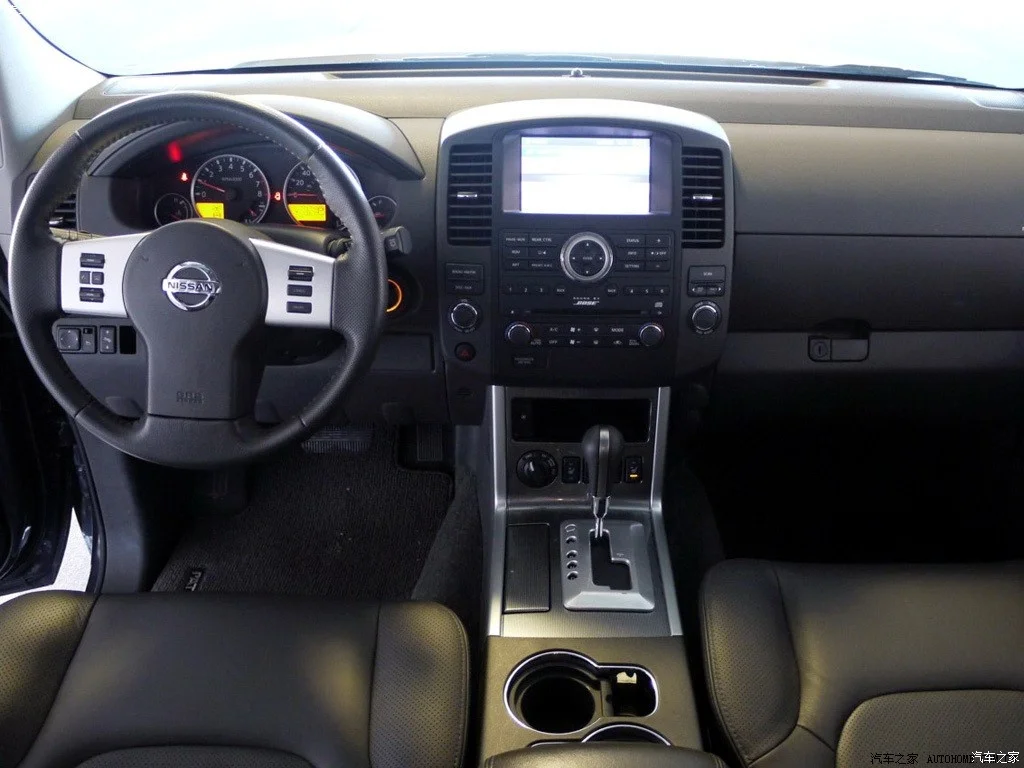 Nissan Pathfinder r51 2013