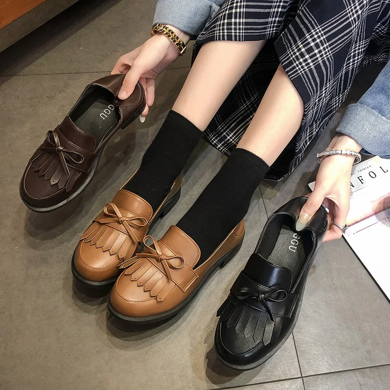 

Women's Shoe Autumn Women Flat Shoes Zapatos De Mujer Fashion Casual Round Toe Style Round Tassel Bow Platform Shoes