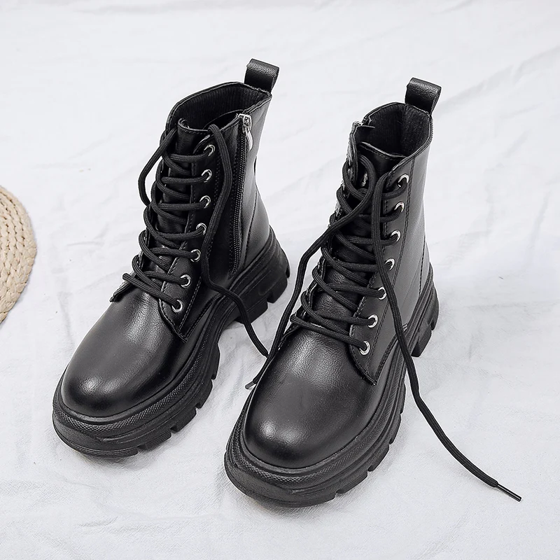 

Женские ботинки на толстой подошве, бежевые или черные ботильоны в готическом стиле, на шнуровке, с теплым мехом, в стиле панк, зима 2021