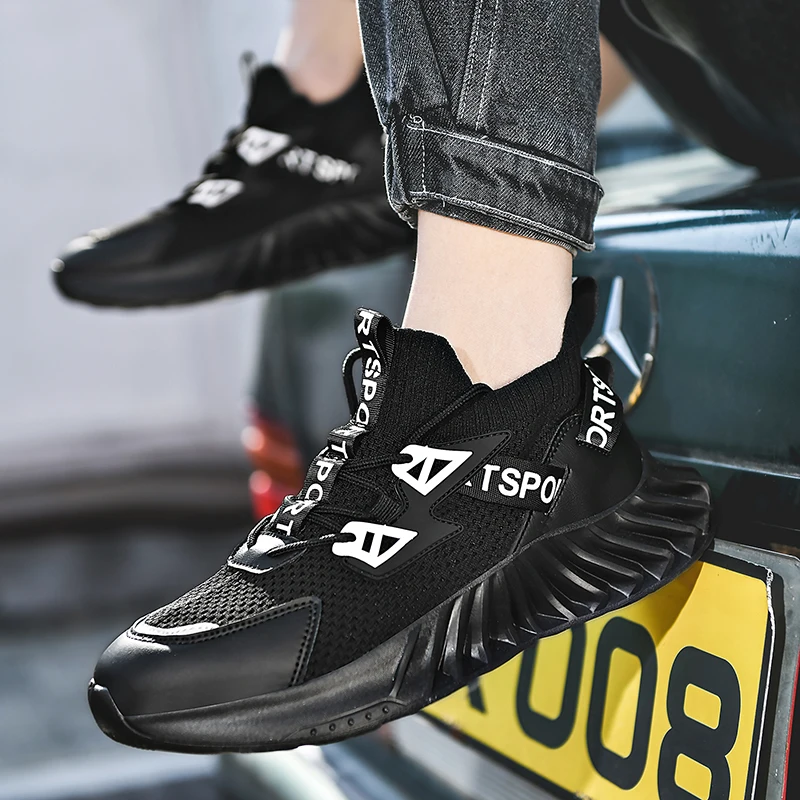 

New Knit Sock Sneakers Men Breathable Casual Shoes Men Lightweight Comfortable Tennis Walking Blade Sneakers Zapatillas Hombre