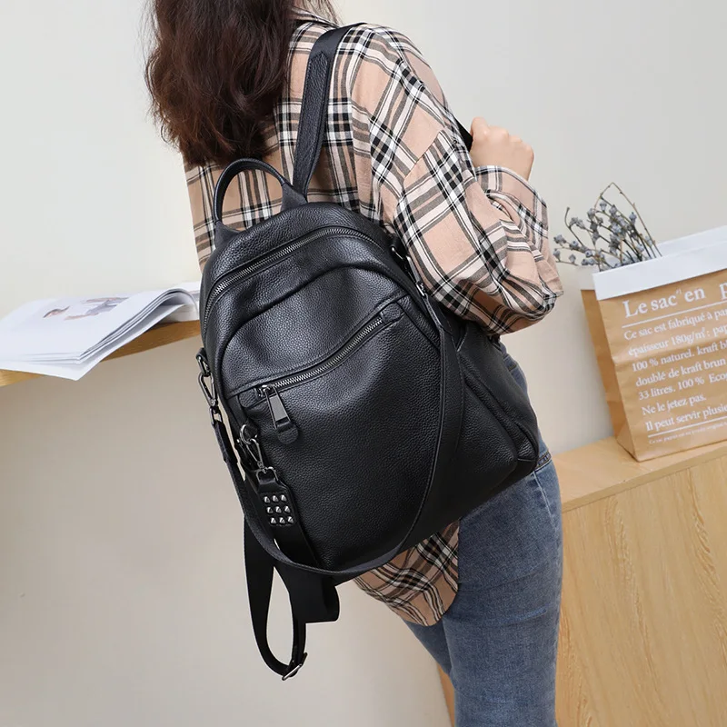 

Viney backpack women's 2020 new tide large-capacity leather women's bag fashion Korean school bag Joker backpack designer bag