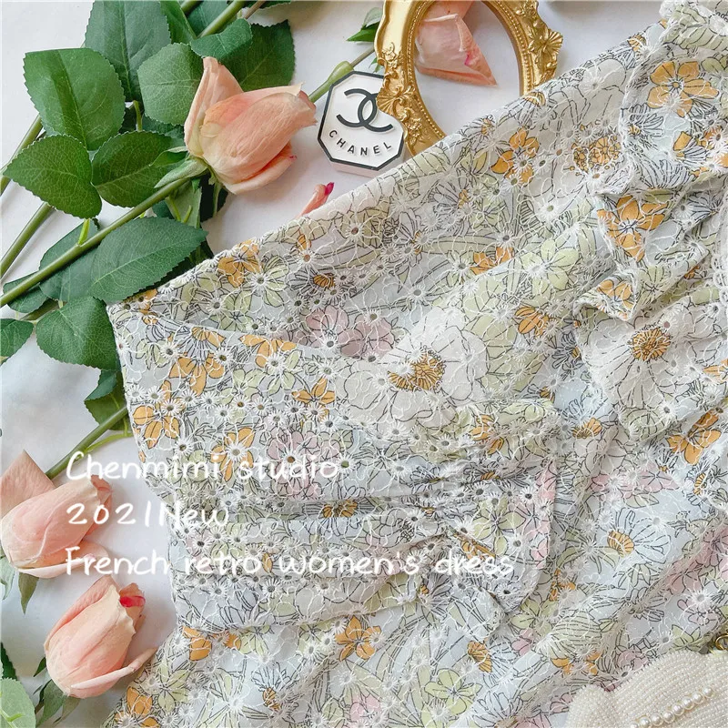 

Long Sleeve Top Women 2021 Spring Print Flower Embroidered Lace Chiffon Shirt O-Neck Femme Blouse Blusas Rojas Mujer