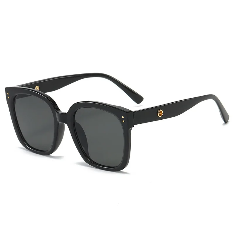 

New Trend Sunglasses Women Luxury Designer T Fashion Black Cat Eye oversized Sunglasses Female Sun Glasses 2021 New Brand oculos