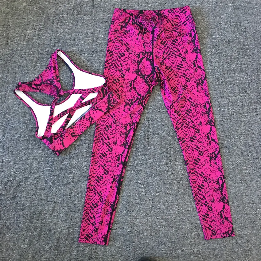 

2021 Pad Sportswear Seamless Rose Snake Gym Yoga Set Tank Crop Top High Waist Leggings Two Piece Set Workout Fitness Suit