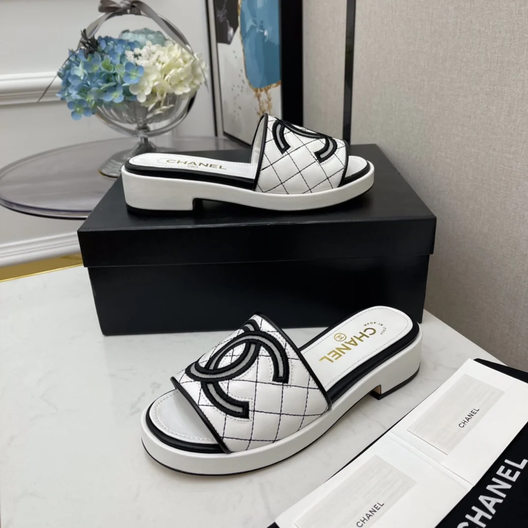 

2021 New C2 High-quality Luxury Brand-Name Designer Ladies Slippers Flip-Flops