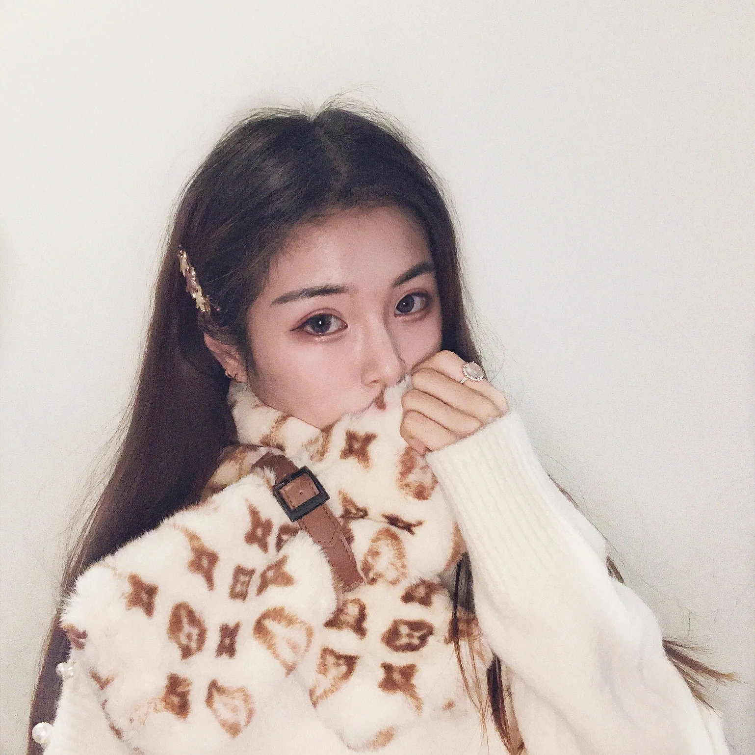 Новый женский плюшевый шарф-снуд с принтом кролика зимний модный теплый кожаный