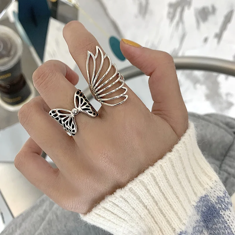 

QMCOCO S925 Sterling Silver Hollow Butterfly Wings Rings for Women Jewelry Trendy Elegant Pearl Party Accessorie