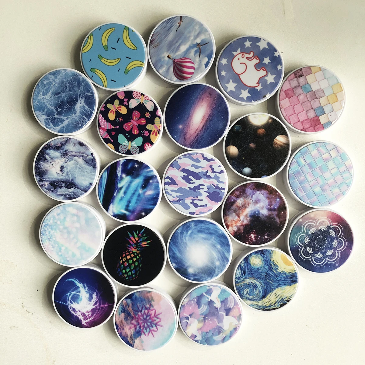 

Cute Marble Mobile Pop-Up Phone Holder Expanding Stand Grip Pocket Socket Support Anti-Fall Foldable Mobile Universal for Phones