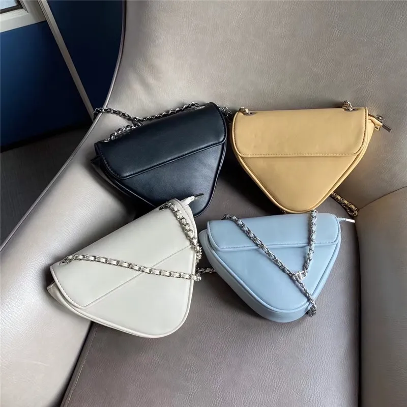 

2021 New Fashion Mini Saddle Bag Women Shoulder Messenger Bag Niche Design Triangle Bag for Women