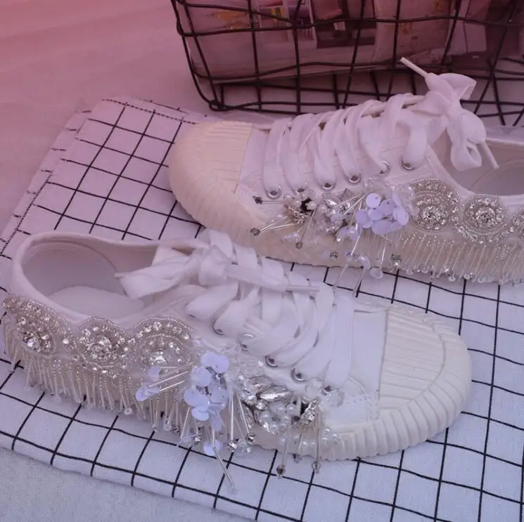 Женские кроссовки женская Вулканизированная обувь модная на плоской подошве с