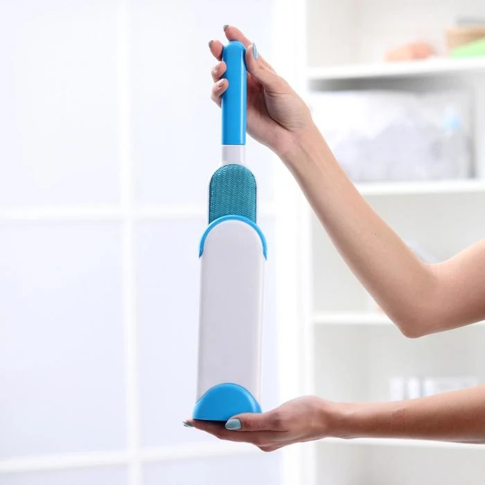 Щётка для удаления шерсти и волос с одежды мебели ручкой 33×7 5×5 см цвет синий | Дом