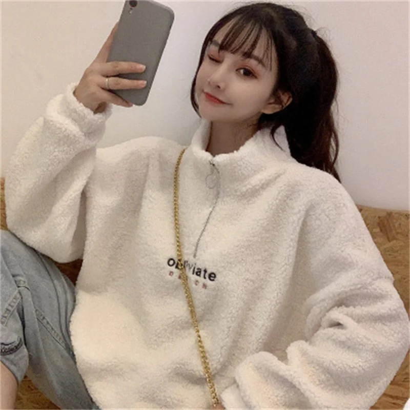 

Women's autumn and winter 2021 lamb plush half high collar plus velvet thick sweater embroidery loose large size warm top coat