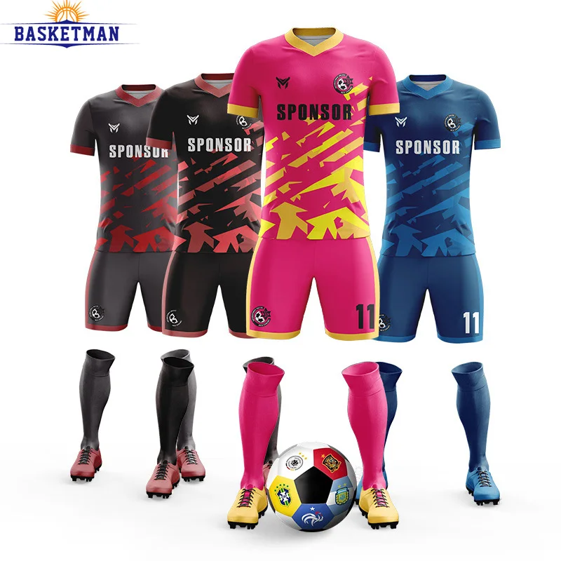 

Футболка мужская с коротким рукавом и логотипом