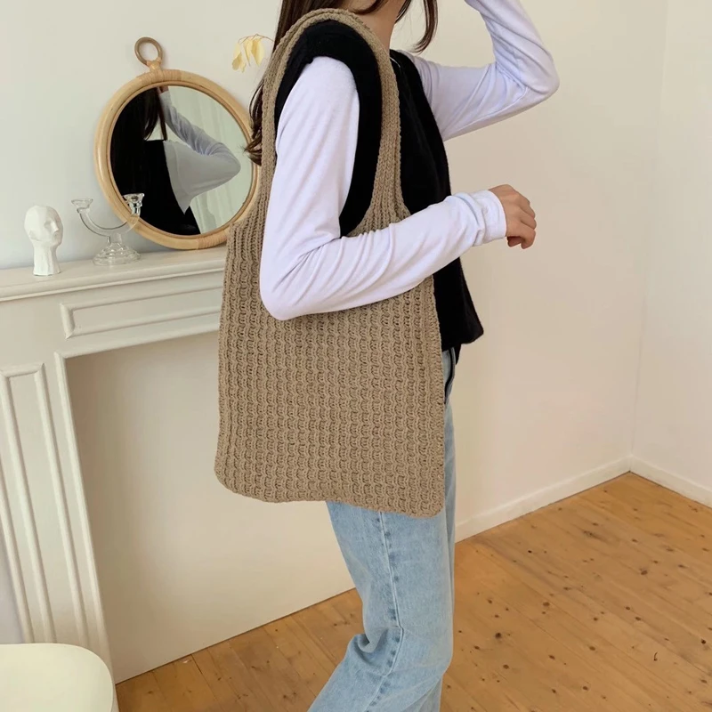 

Solid Color Casual 2020 New Winter Knitted Women Bags Korean Style Ladies Shoulder Bag Weaved Middle Youth Handbag Whole Sale