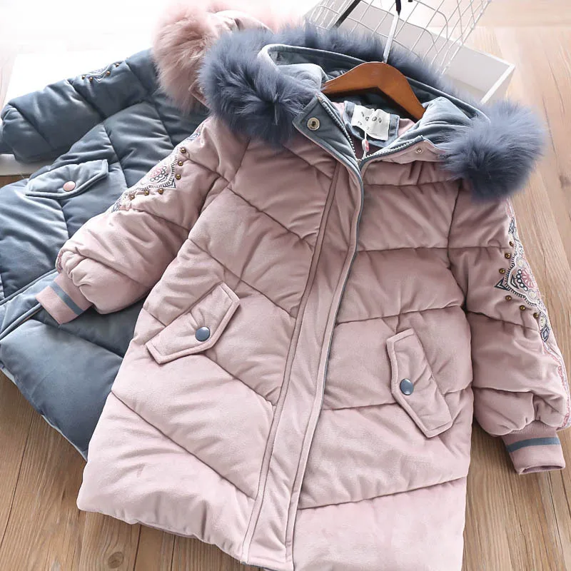 Осенне зимняя длинная куртка на подкладке из хлопка с капюшоном и вышивкой для