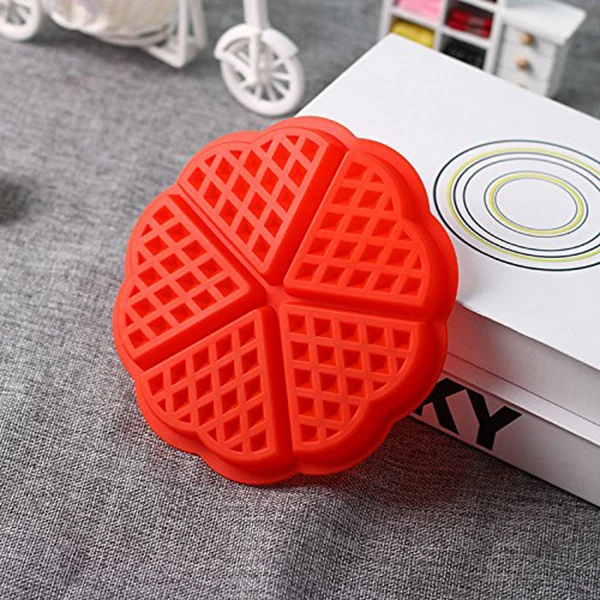 Hot sale 2 X Waffle Mold Baking Silicone Pan With Good Non-Stick Coating Red | Дом и сад