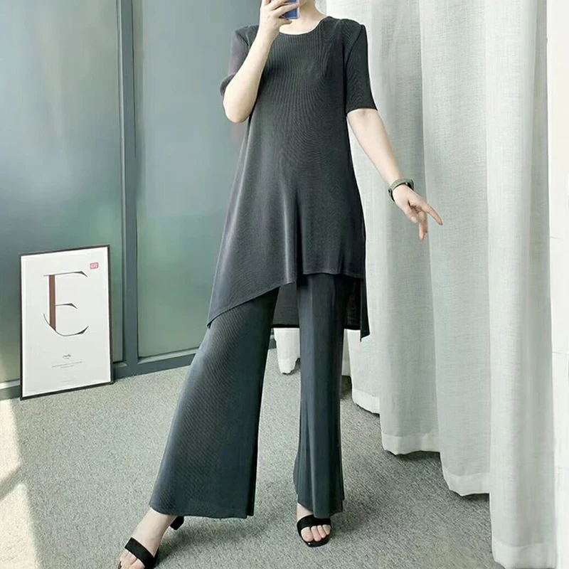 

CHICEVER Casual Two Piece Set For Women O Neck Short Sleeve Ruched T Shirt High Waist Full Length Pants Solid Sets Females 2021