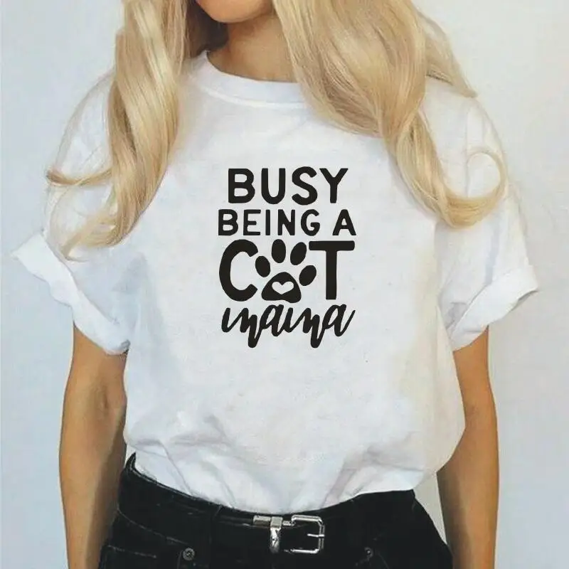 

Женская футболка с коротким рукавом и буквенным принтом