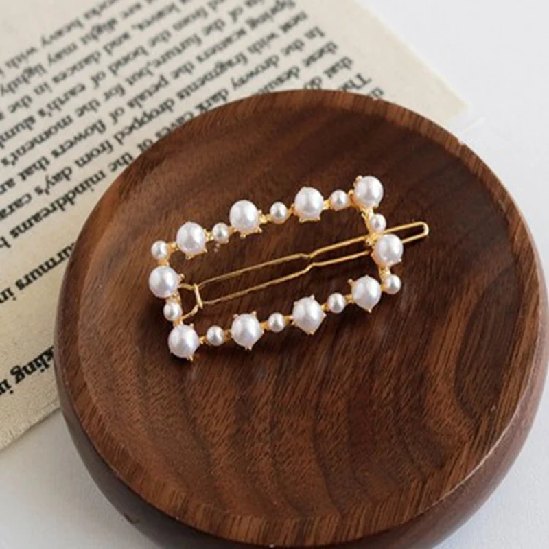 

Fashion Pearls Hair Clip For Women Hair Accessories Metal Pearl Hairpins Simple Hair Pin Barrette Headwear Women Styling Tool