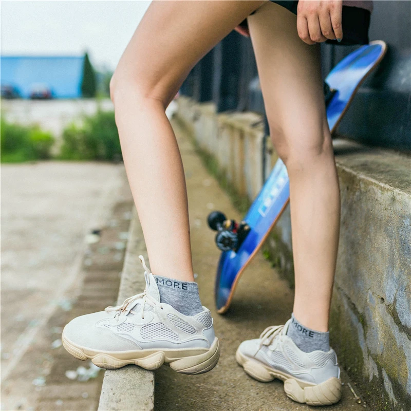 Новые смешные носки в виде мультяшной акулы милые Белые Носки с рисунком новинка