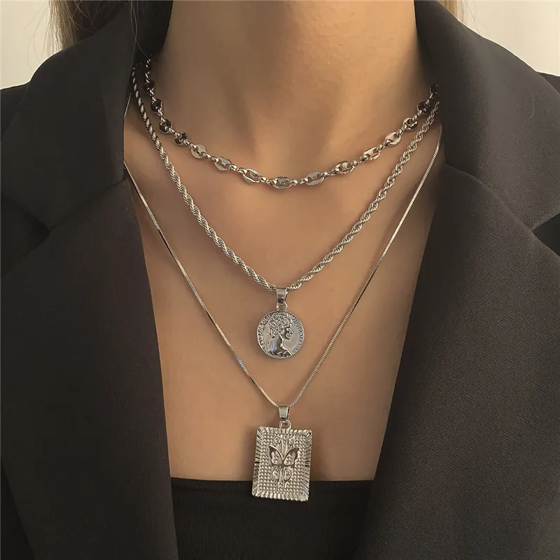

Fashion Ethnic Style Long Geometric Portrait Necklace Female Hip Hop Trend Twist Chain Butterfly Square Pendant Necklace Jewelry
