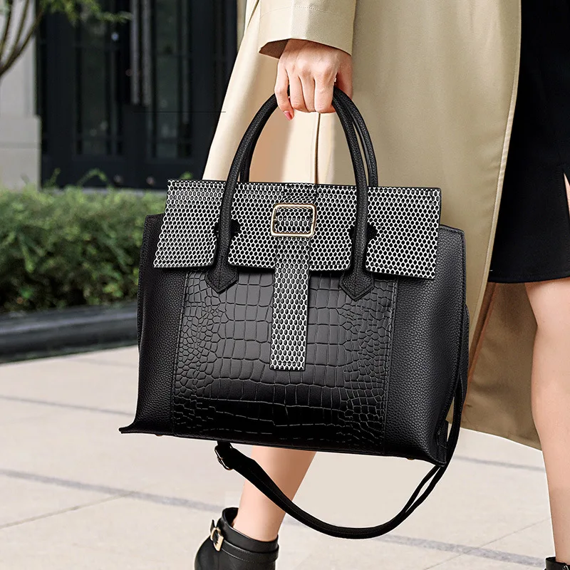 

Genuine Leather Women Shopping Totes Large Capacity Female Handbag Ladies Shoulder Messenger Purses and Handbags Channels Sac cc