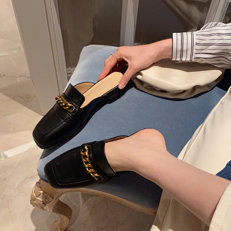 

2021 Spring Women Slippers Fashion Causal Flat Heel Slides Shoes Casual Slip On Mules Slippers Shoes For Woman Chain Flats Shoes