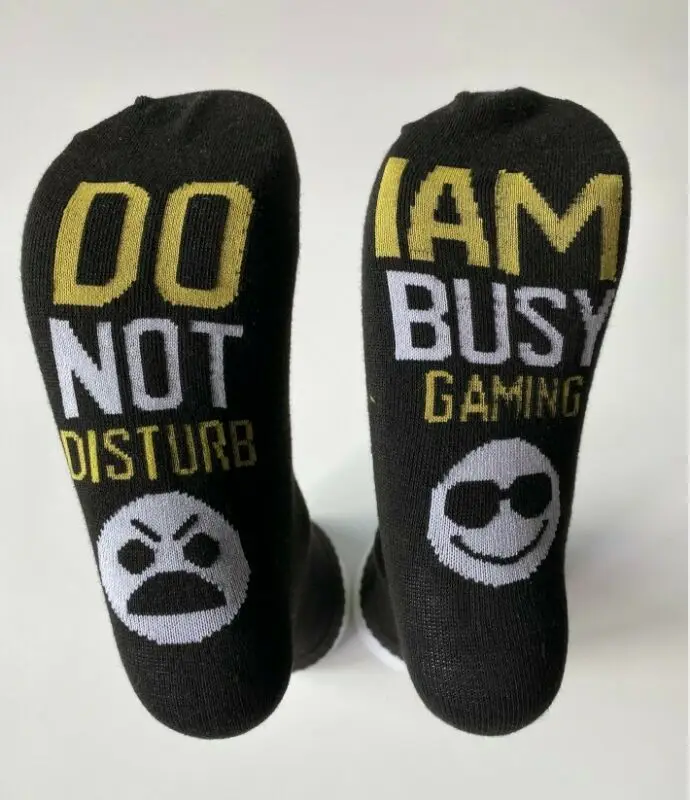 Носки с надписью Busy Gaming Don't Worm мягкие эластичные удобные носки до середины икры