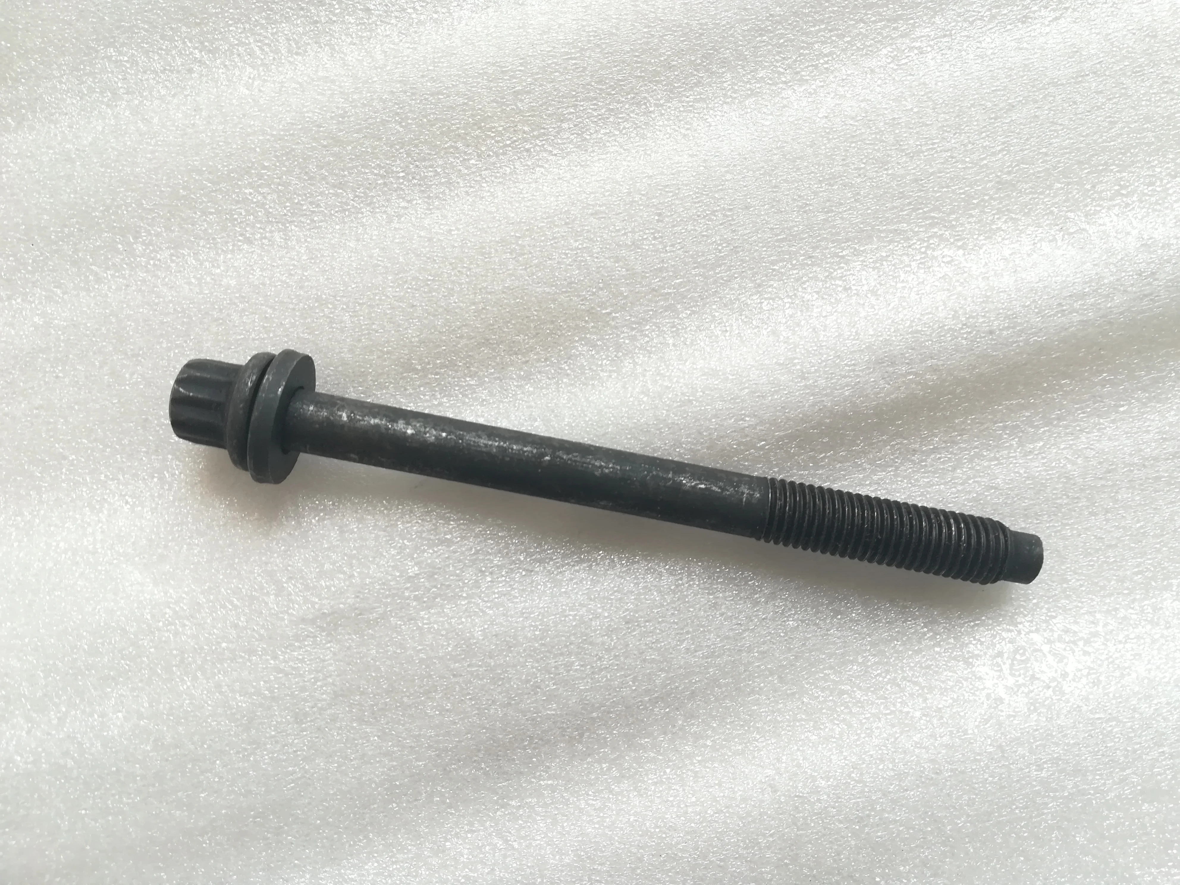 Бесплатная доставка Болт с цилиндрической головкой для Защитные чехлы сидений