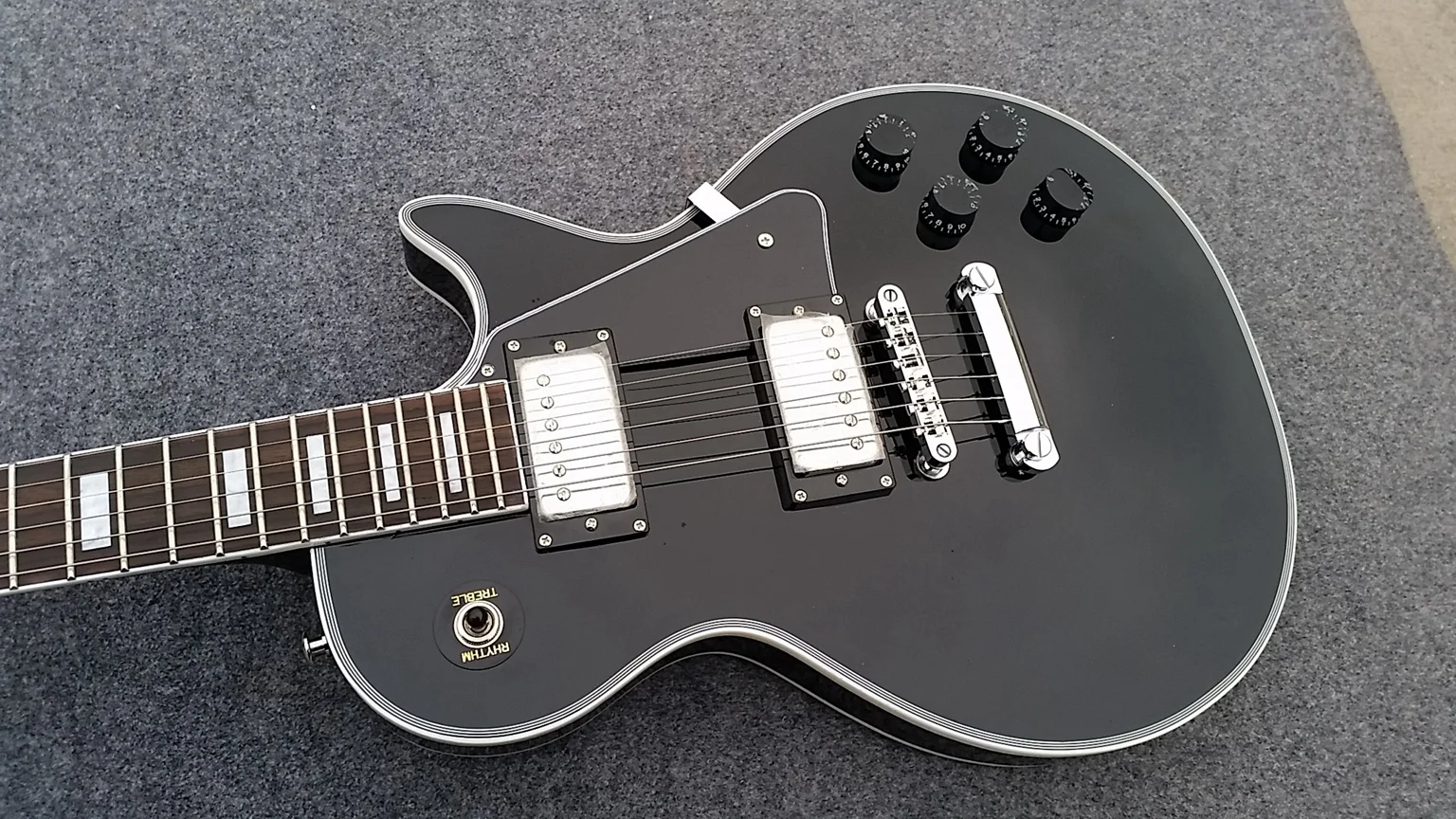 2021 год, популярное Новое поступление, электрическая гитара черного цвета, хромированная твердая гитара