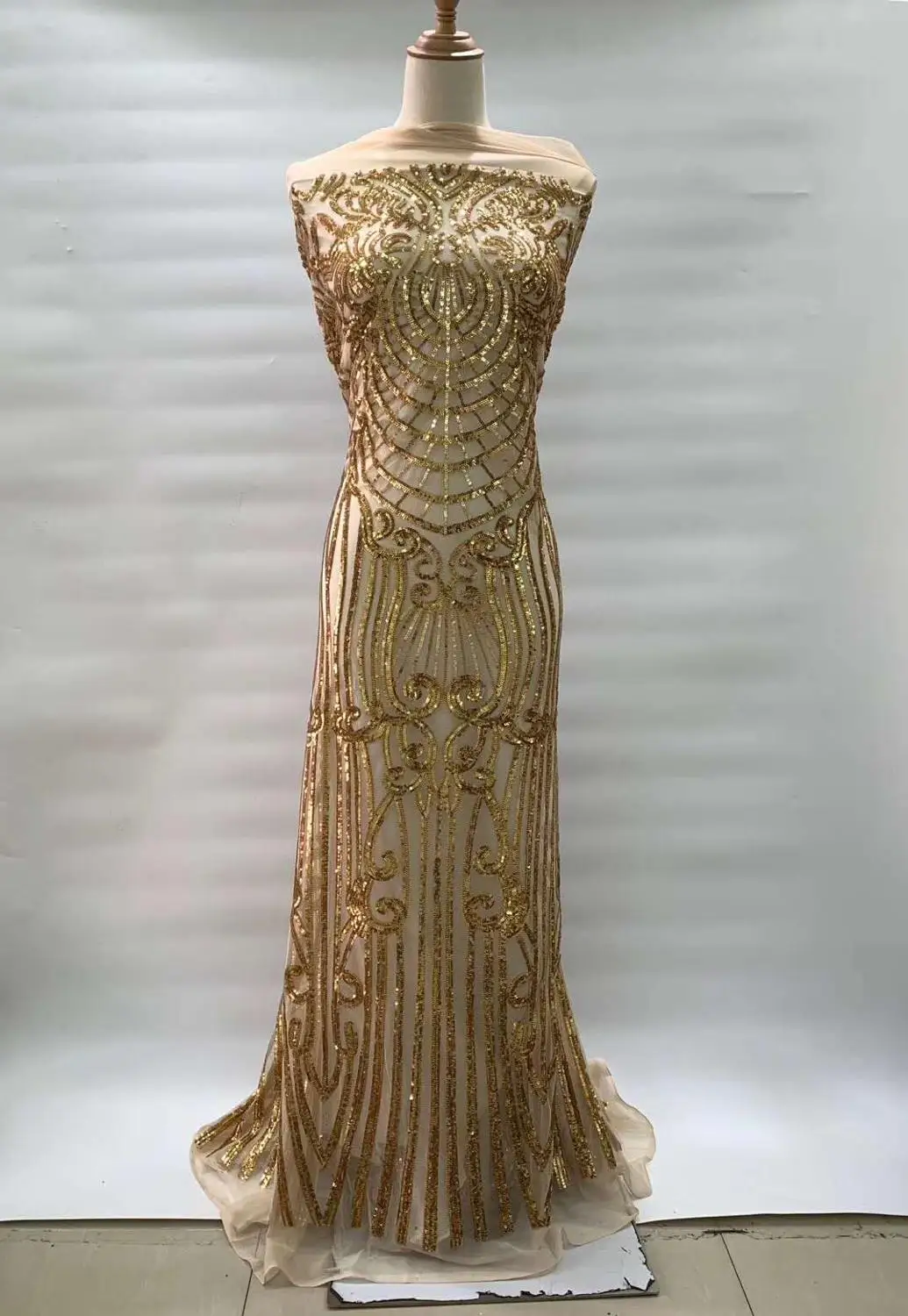 

Дизайн платья, блестящая ткань с вышивкой, французское Сетчатое кружево, нигерийская кружевная ткань с блестками для вечерней одежды 5ys