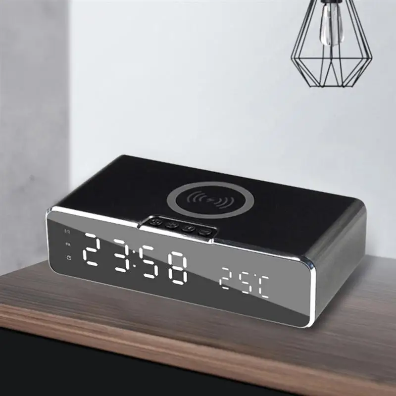 

1 Set Multipurpose Wireless Charger Phone Dock Clock Earphone Phone Charger