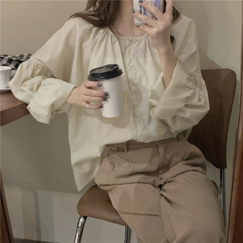 

2021 Summer New Women's Japanese Style Loose Casual Simple Single-breasted Round Neck Blouse Long Sleeve Solid Color