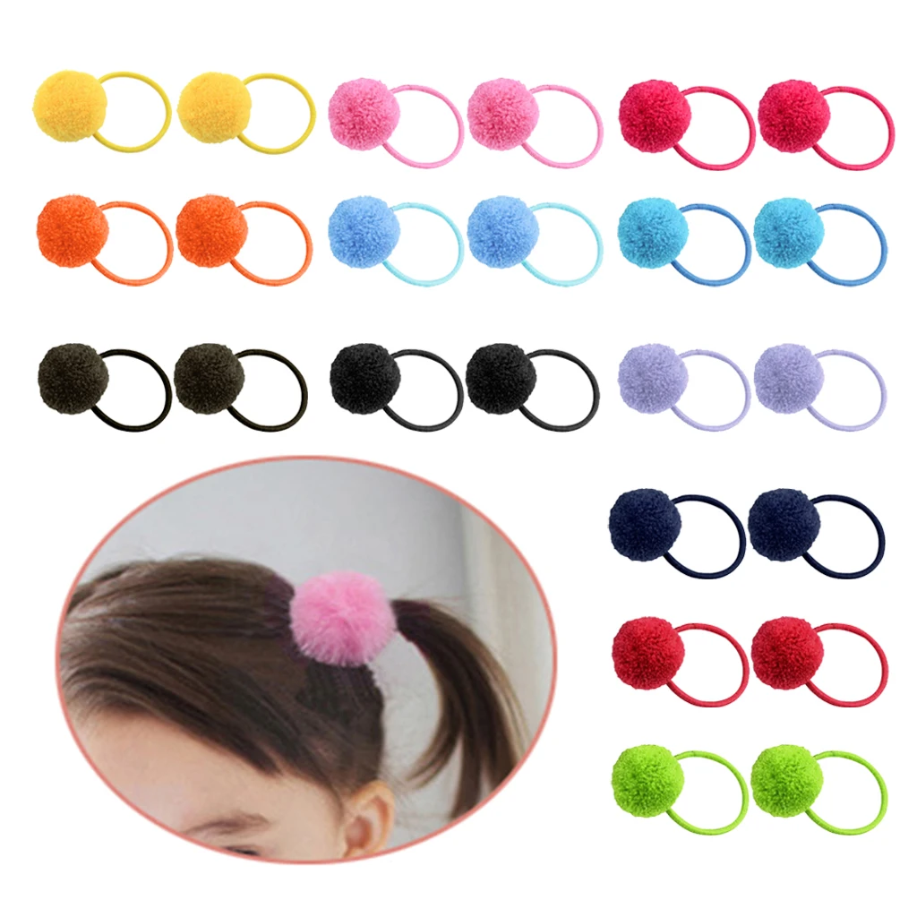 Резинки для волос с пушистым помпоном эластичные и прочные простые но стильные