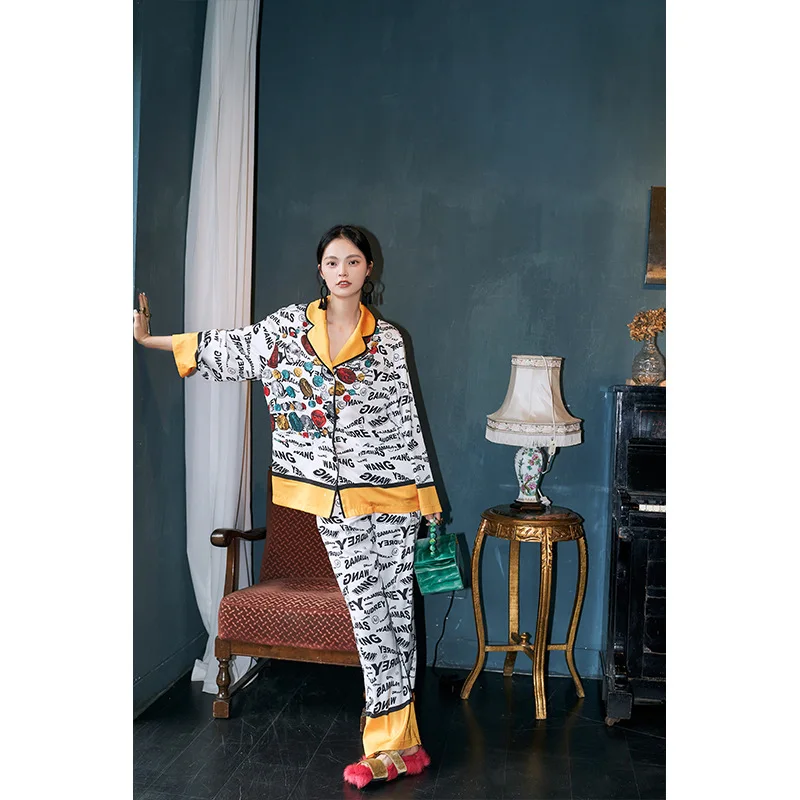 Maison Gabrielle Monogram Coin Letter Printed Pajamas Set Loungewear Sleepwear for Women Silk Satin 2 Pcs Long Sleeve Pyjama