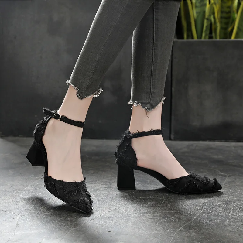 Женские замшевые туфли-лодочки с острым носком Розовые Кожаные классические на