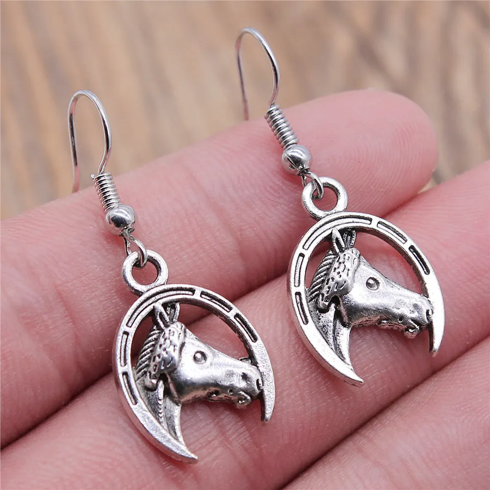 1 пара шармов в виде лошади и единорога модные Висячие серьги подарок для женщин -